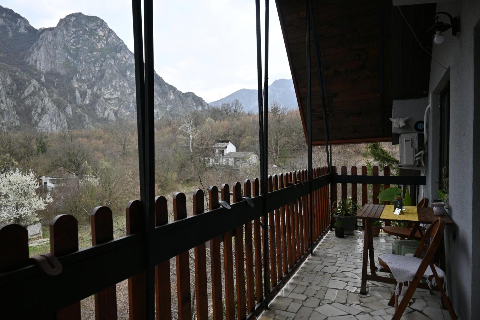 Canyon Matka Nature Apartments With A Terrace Скопье Экстерьер фото